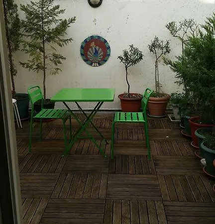 Hostel Paranjib Paryż