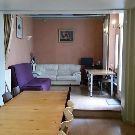 Paranjib * París
